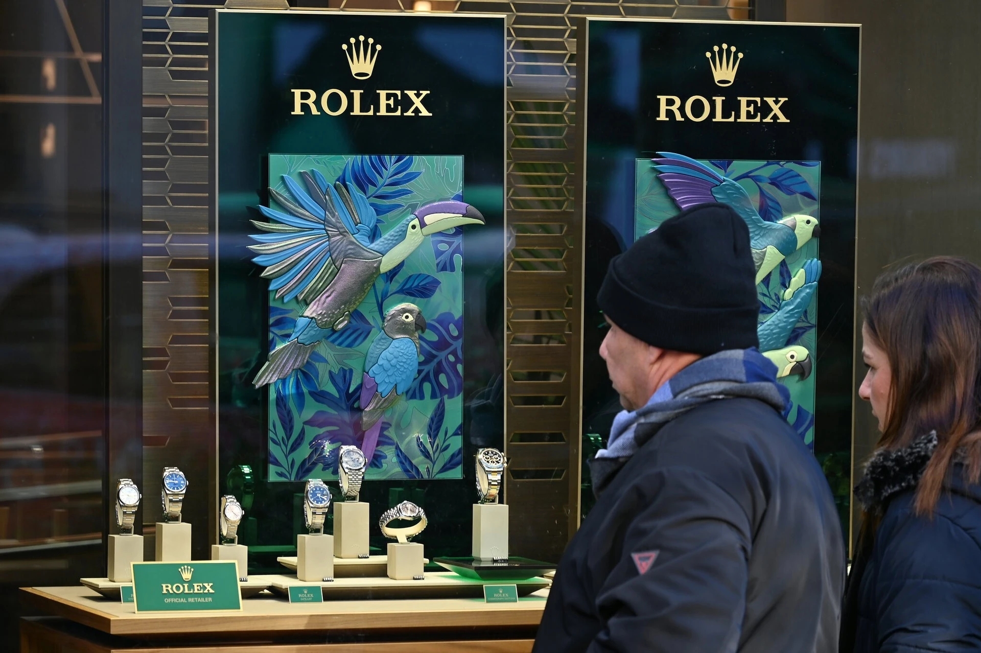 Rolex vẫn đứng vững bất chấp đồng hồ xa xỉ thất thế