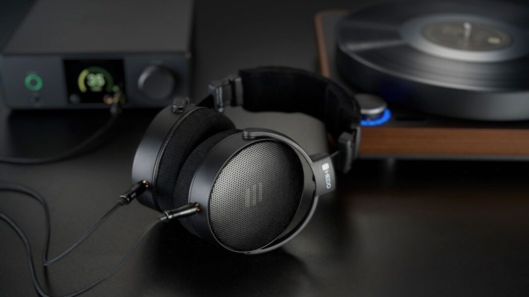 HEDDphone D1: Chất âm phòng thu trên đôi tai