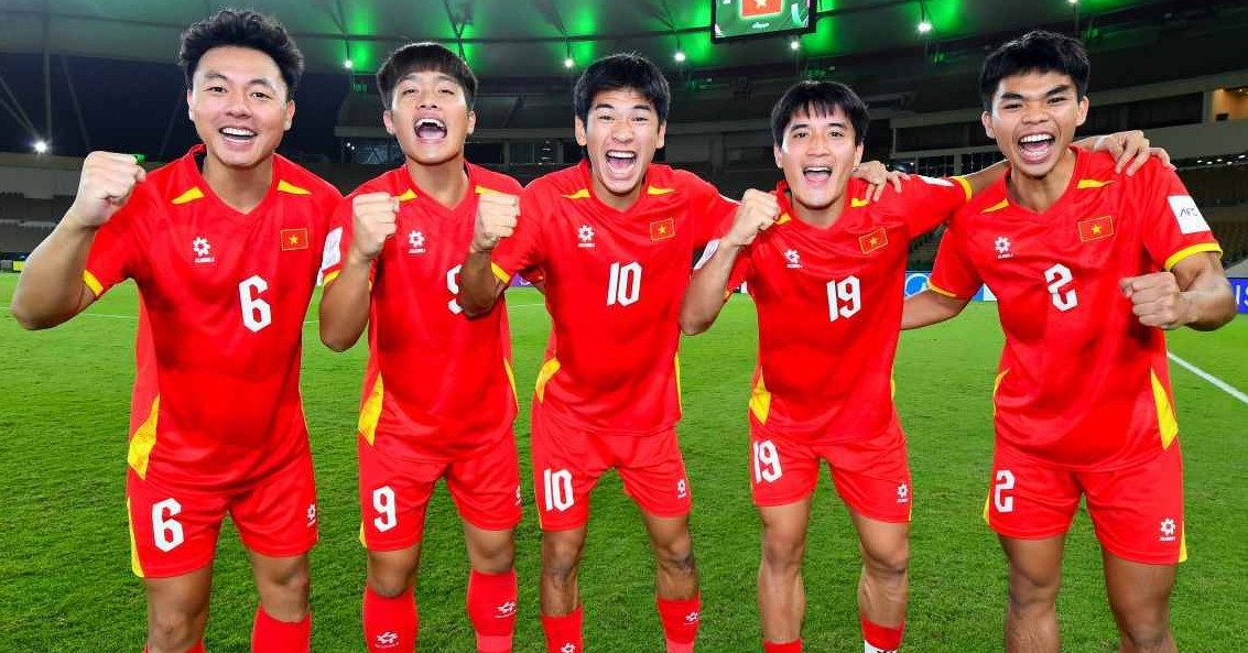 Trước giờ G, U23 Việt Nam được “tiếp lửa” 2 tỷ đồng