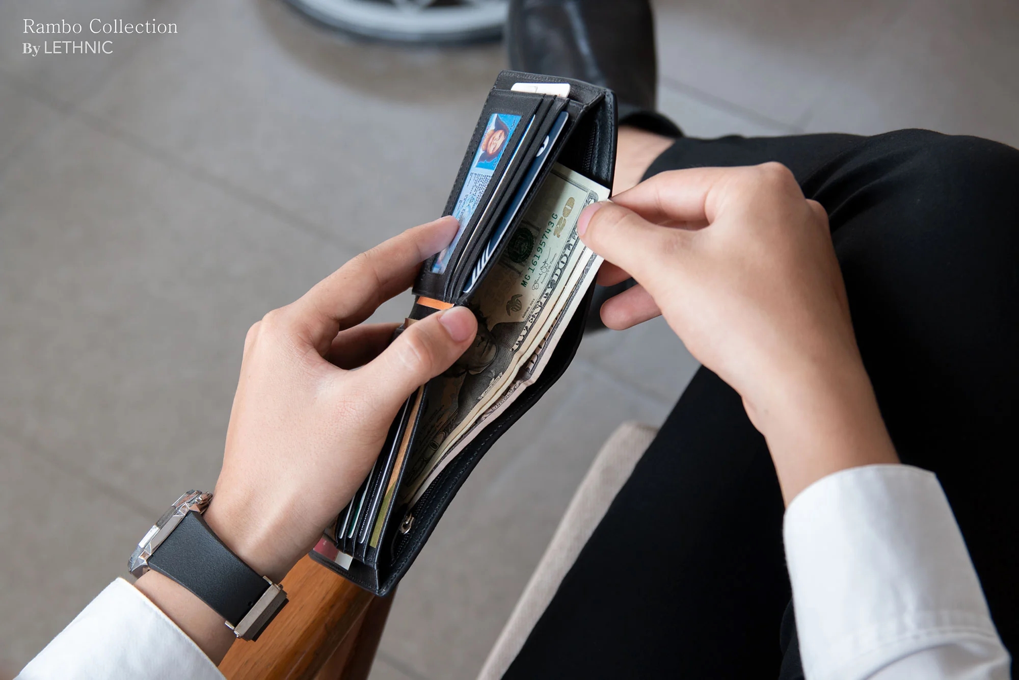 Trải nghiệm ví gập đôi Rambo Lethnic