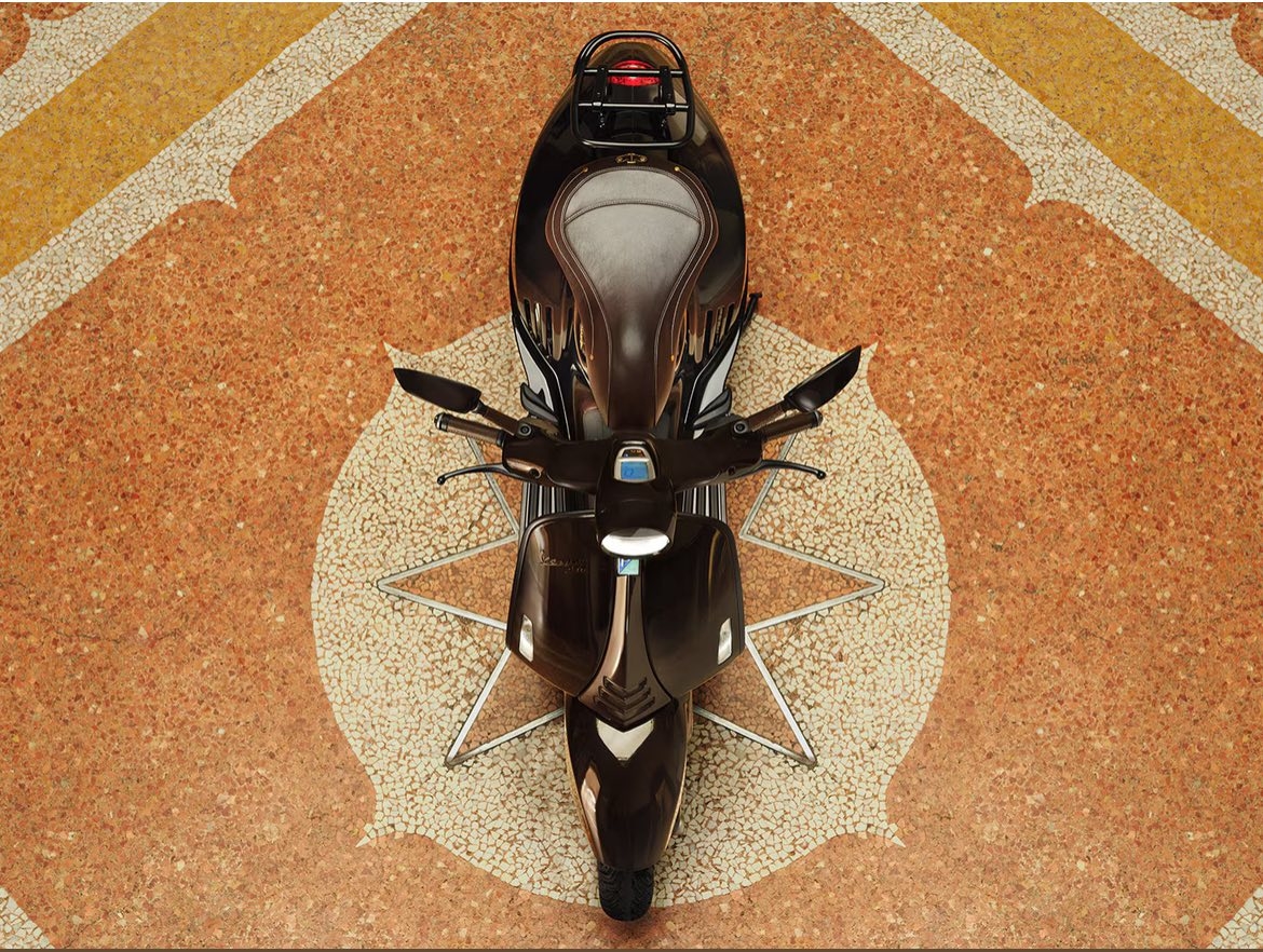 Đánh giá Vespa 946 Horse: Không vì số đông