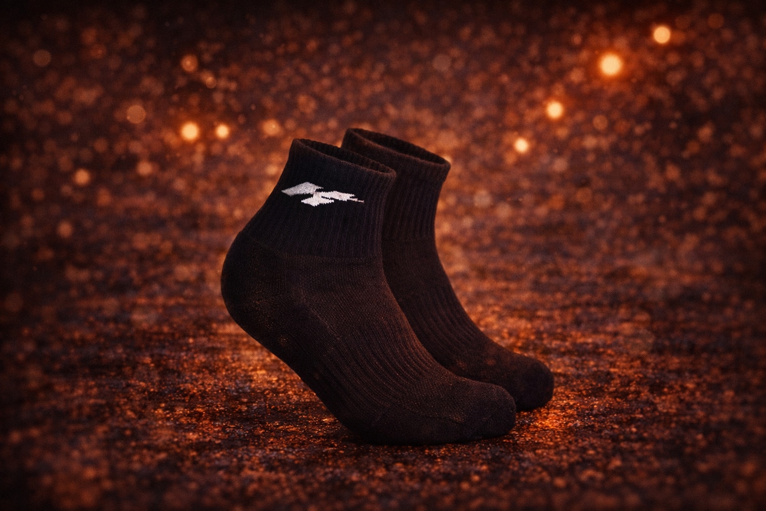 Vớ cổ lửng Biti’s Hunter Original H Trắng/Đen có êm chân? 3 Vớ cổ lửng Biti’s Hunter Original H Trắng/Đen có êm chân?