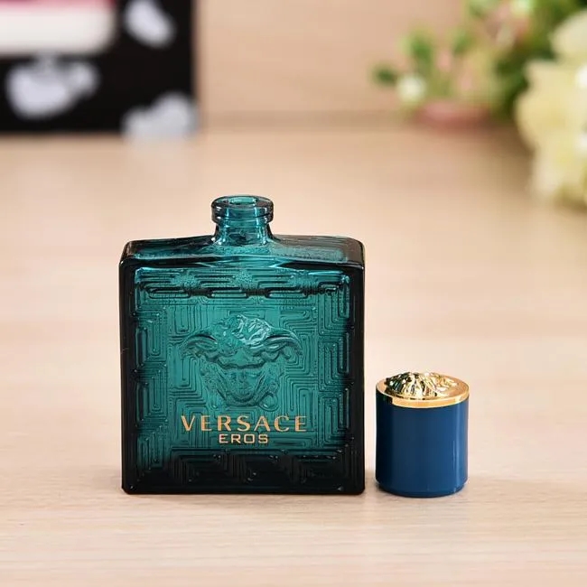 Review Versace Eros EDT 100ml: Mùi nam tính, ngọt 5 Review Versace Eros EDT 100ml: Mùi nam tính, ngọt