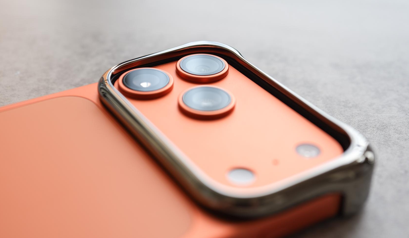 Top 4 ốp lưng iPhone 17 Pro Max đáng mua nhất 2026