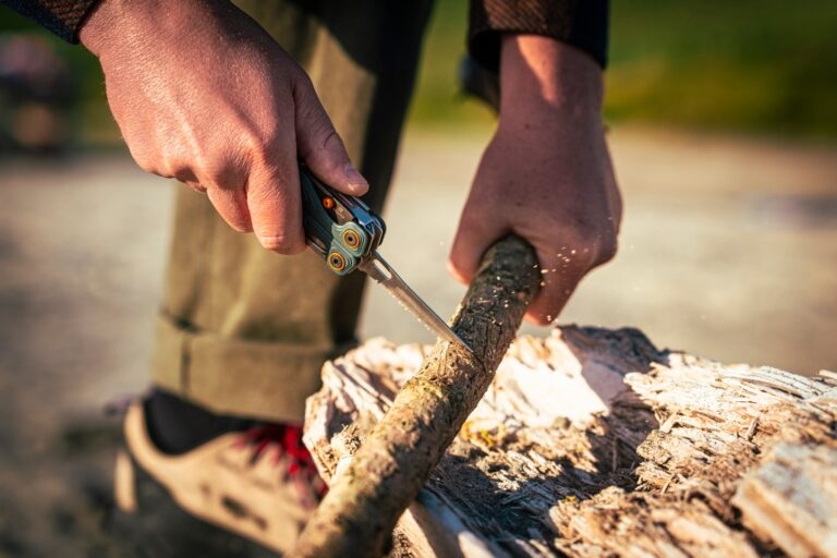 Leatherman Wave Alpha: “Quái vật” 21 công cụ trong lòng bàn tay 3 Leatherman Wave Alpha: “Quái vật” 21 công cụ trong lòng bàn tay