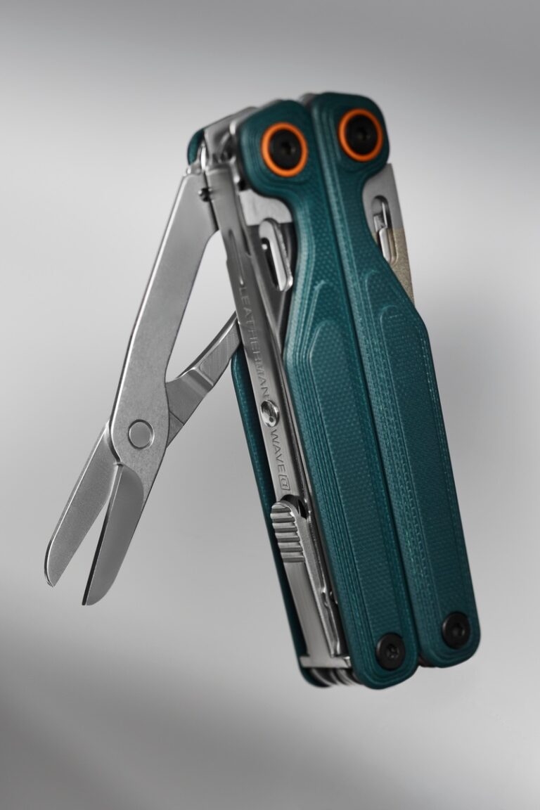 Leatherman Wave Alpha: “Quái vật” 21 công cụ trong lòng bàn tay 6 Leatherman Wave Alpha: “Quái vật” 21 công cụ trong lòng bàn tay