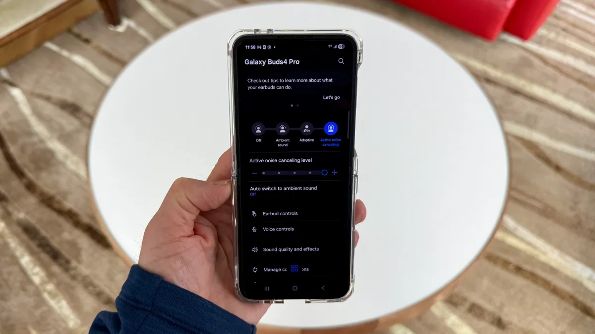 Samsung Galaxy Buds 4 Pro review: Thiết kế mới tinh tế, âm thanh nâng tầm 3 Samsung Galaxy Buds 4 Pro review: Thiết kế mới tinh tế, âm thanh nâng tầm