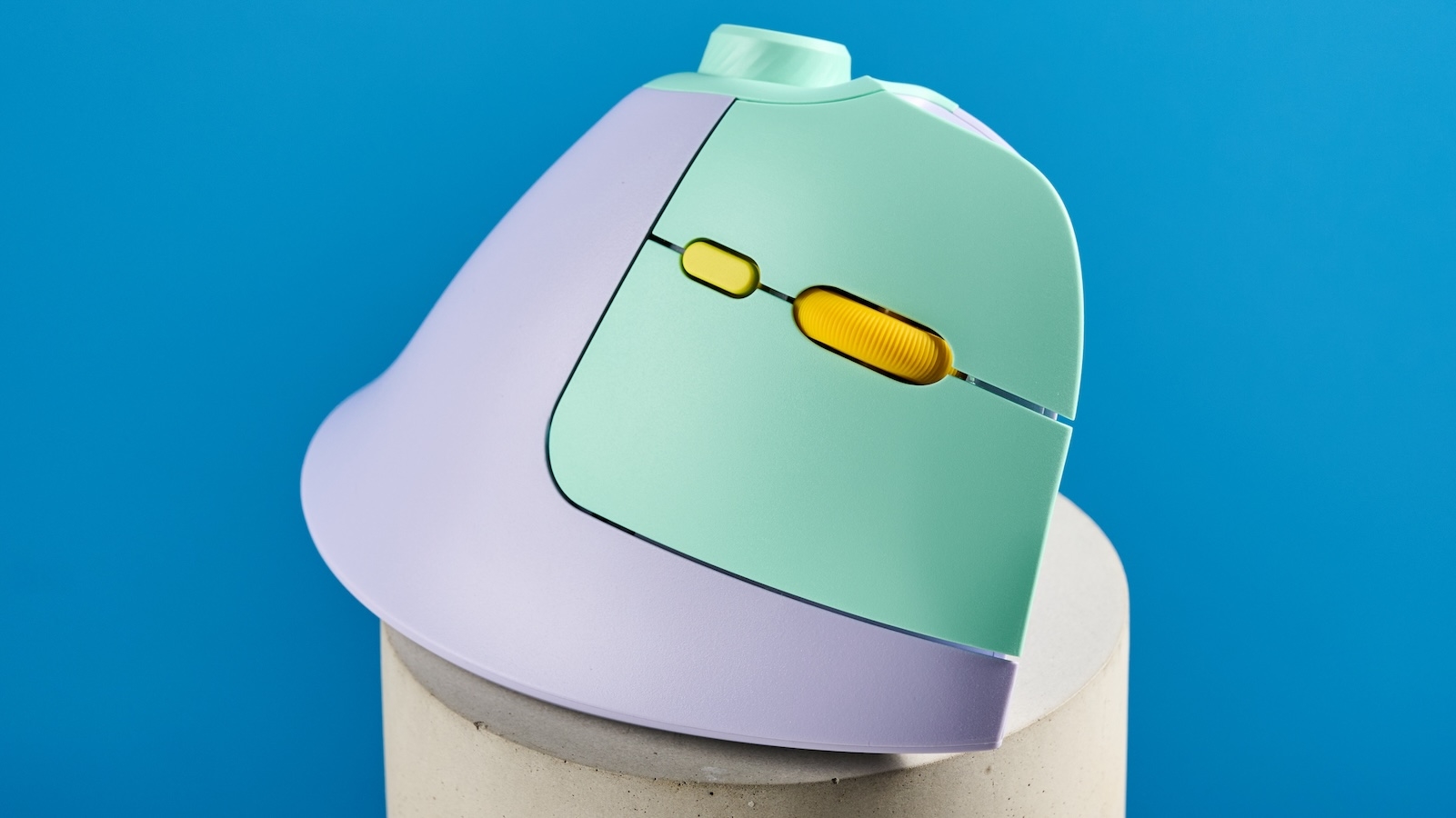 Seenda MOU 302: Chuột công thái học giá mềm cho người đau cổ tay