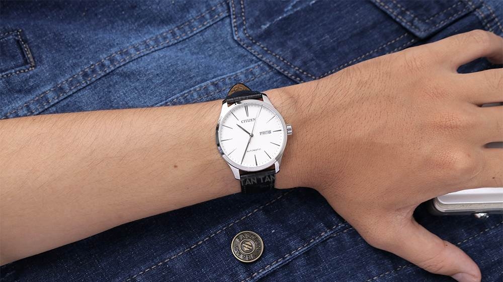 Citizen NH8350-08B: Vẻ chững chạc tử cổ tay 6 Citizen NH8350-08B: Vẻ chững chạc tử cổ tay