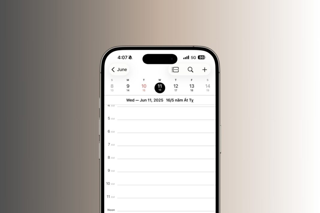 Với iOS 26, không cần tải lịch âm nữa