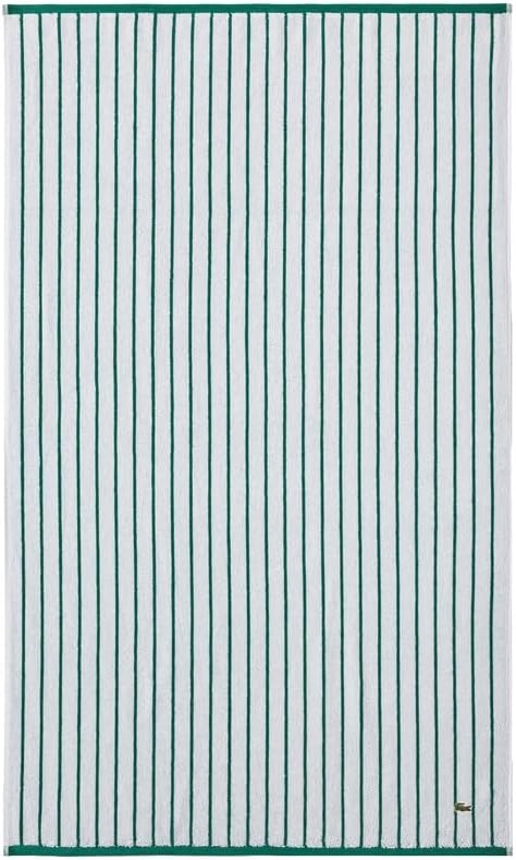 Khăn tắm Lacoste trắng sọc xanh lá: Nhẹ nhàng mà vẫn ra chất “nhà có gu”