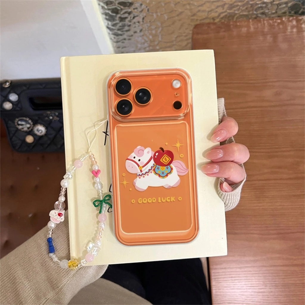 Ốp lưng iPhone Lucky Horse Tết 2026: 30 nghìn mà vẫn đáng mua?