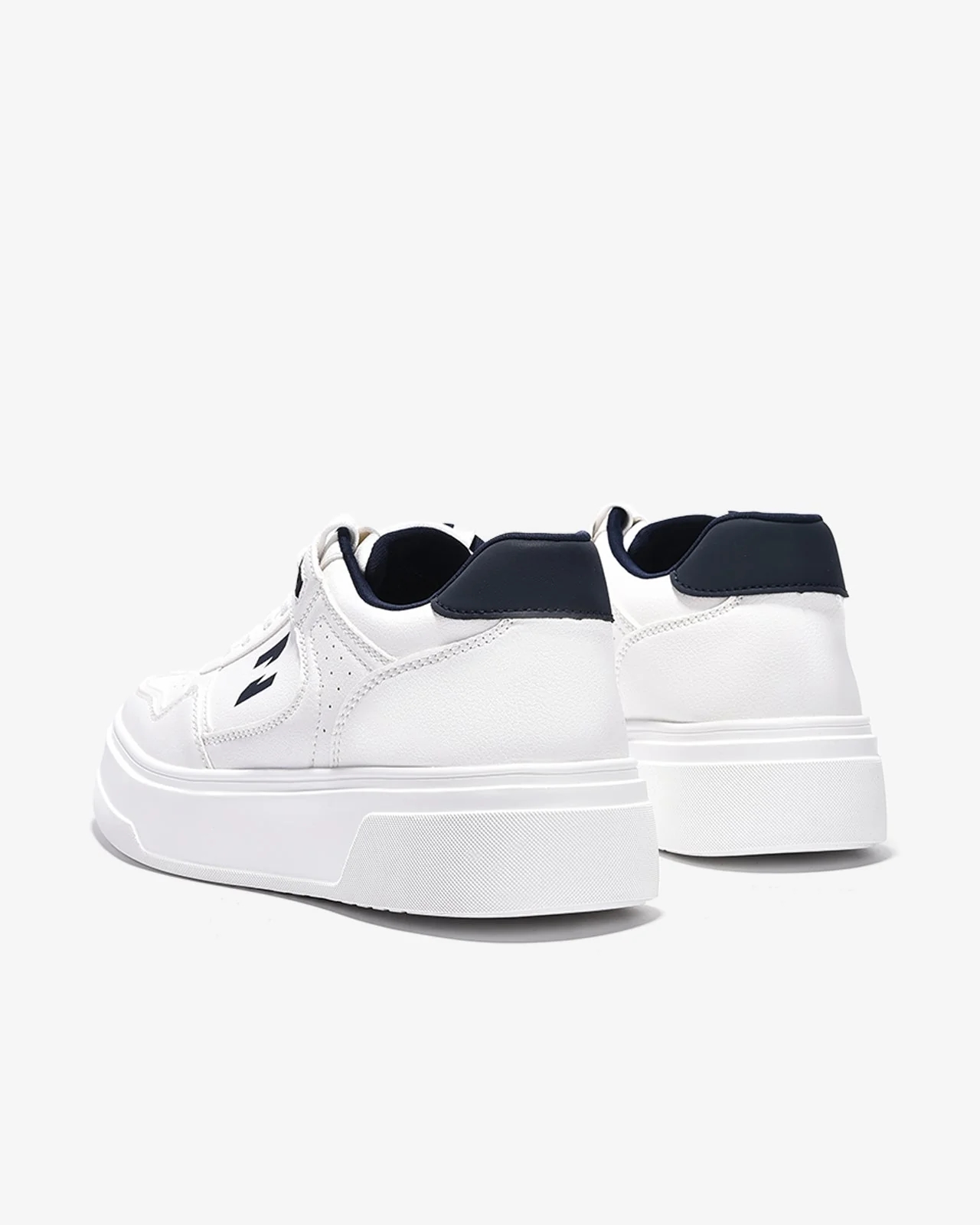 Có nên thử giày thể thao Zuciani The Trend Walkers N23 đế cao 6cm? 3 Có nên thử giày thể thao Zuciani The Trend Walkers N23 đế cao 6cm?