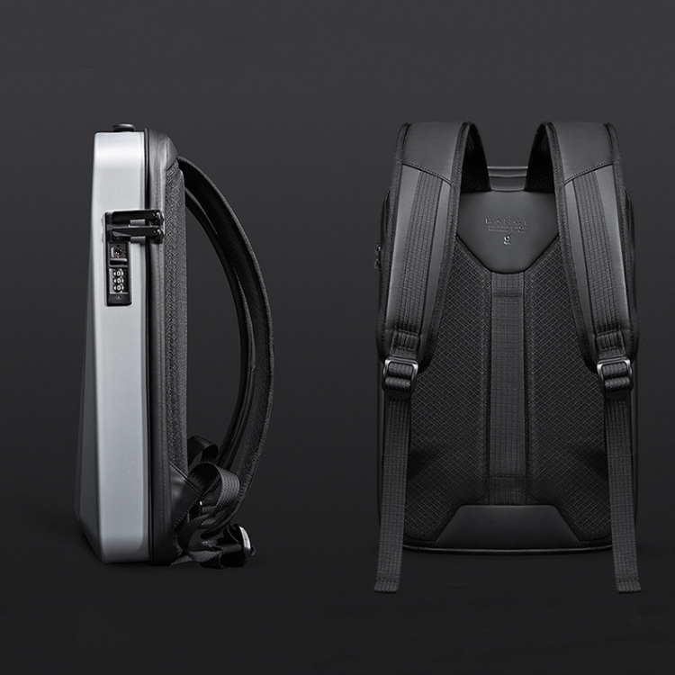 Bange BG-2603 vs BG-22201 – Anh em nên chọn balo đa năng nhẹ nhàng hay “két sắt di động” chống trộm?