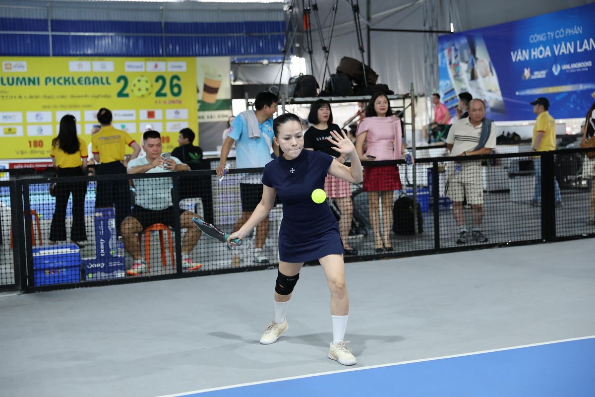 Giải đấu ‘HUTECH Alumni Pickleball 2026’ thu hút 180 vận động viên tranh tài 8 Giải đấu ‘HUTECH Alumni Pickleball 2026’ thu hút 180 vận động viên tranh tài