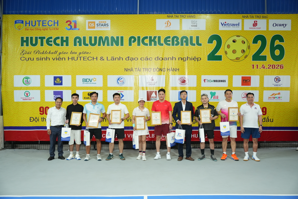 Giải đấu ‘HUTECH Alumni Pickleball 2026’ thu hút 180 vận động viên tranh tài 4 Giải đấu ‘HUTECH Alumni Pickleball 2026’ thu hút 180 vận động viên tranh tài
