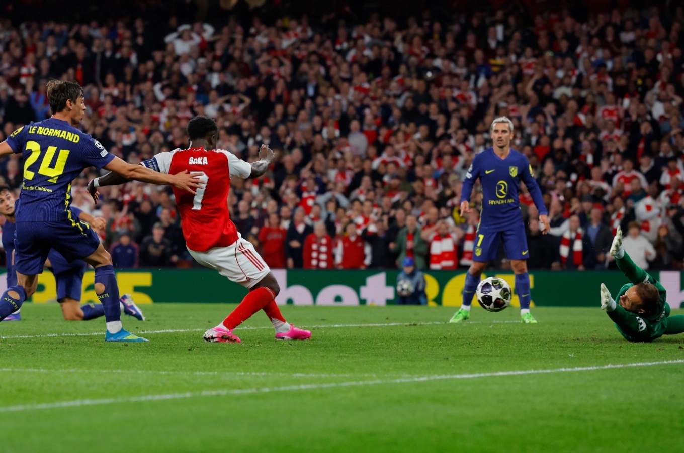 Bản lĩnh của Arsenal trên hành trình giành vé chung kết Champions League