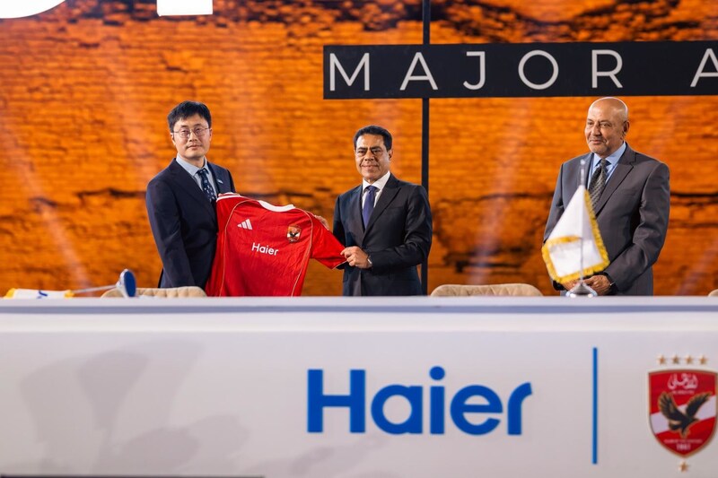Haier ký thỏa thuận tài trợ 4 năm với Al Ahly FC, trở thành nhà tài trợ chính thứ hai của câu lạc bộ