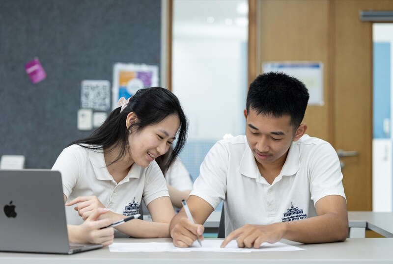 Thực chất sự xuất sắc trong học thuật được đo lường như thế nào