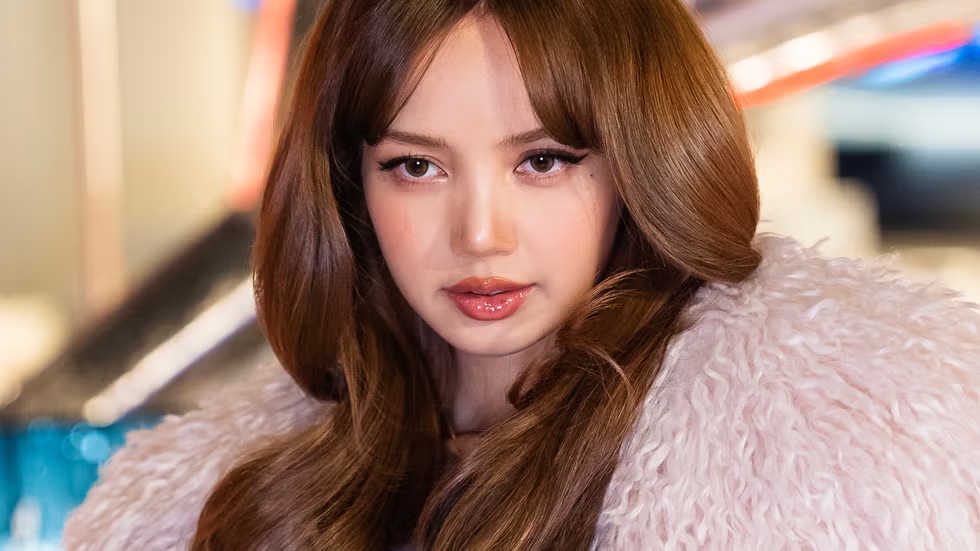 Từ BLACKPINK đến World Cup: Vì sao Lisa đang phủ sóng mọi nơi?