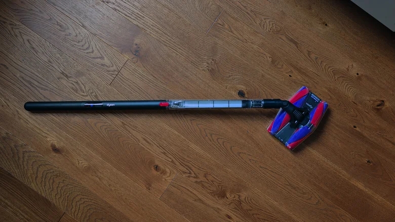 Máy hút bụi Dyson PencilVac Fluffycones đáng giá 15 triệu?