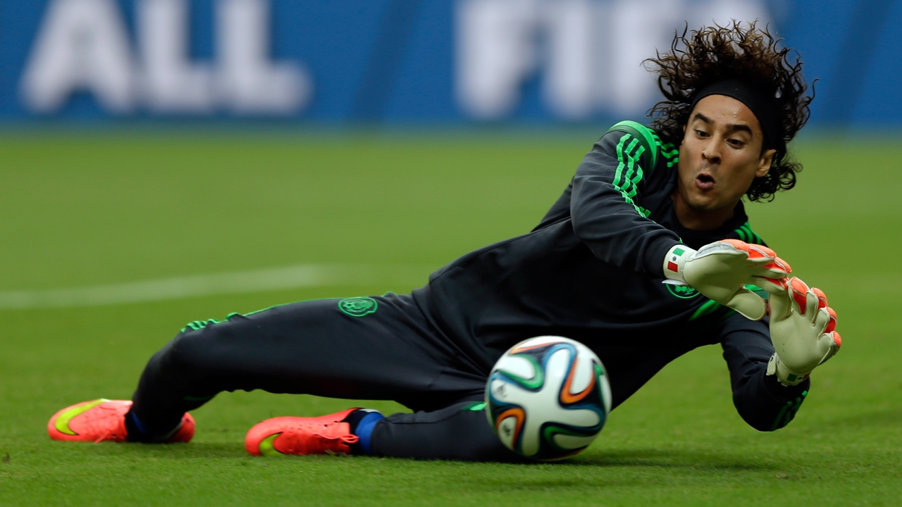 Đừng chỉ nhắc Ronaldo, Messi mà quên đi Ochoa 2 Đừng chỉ nhắc Ronaldo, Messi mà quên đi Ochoa