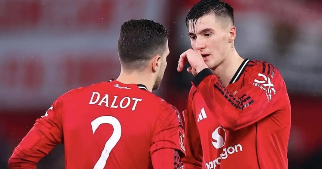Chuyện cà phê của Dalot và Sesko khiến fan MU cười nghiêng ngả