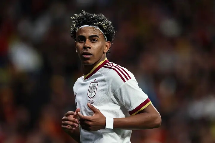 Tây Ban Nha và kỳ World Cup không còn màu trắng Hoàng gia