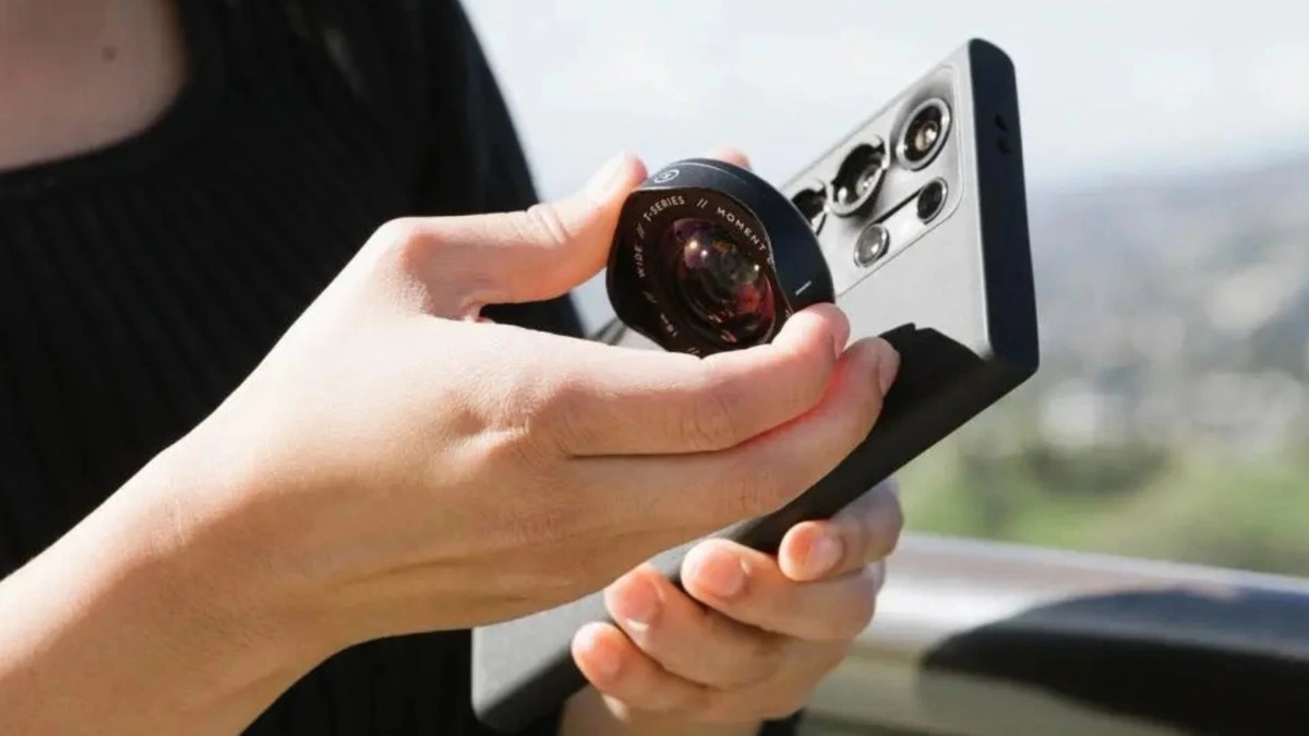 Camera điện thoại tốt hơn DSLR chưa?