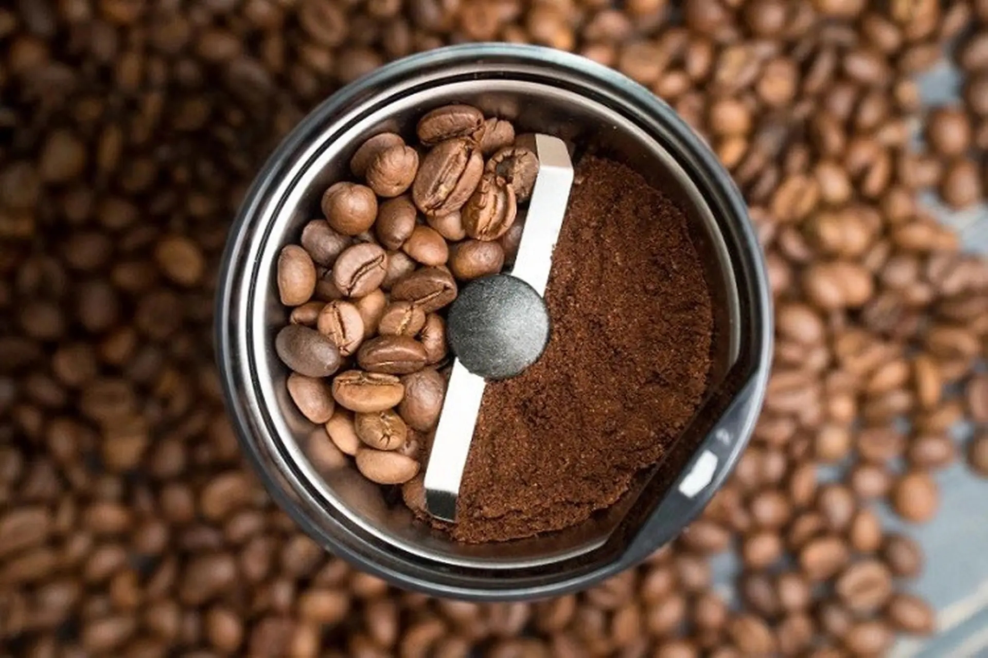 Tại sao dân sành cafe không thích cafe xay sẵn?