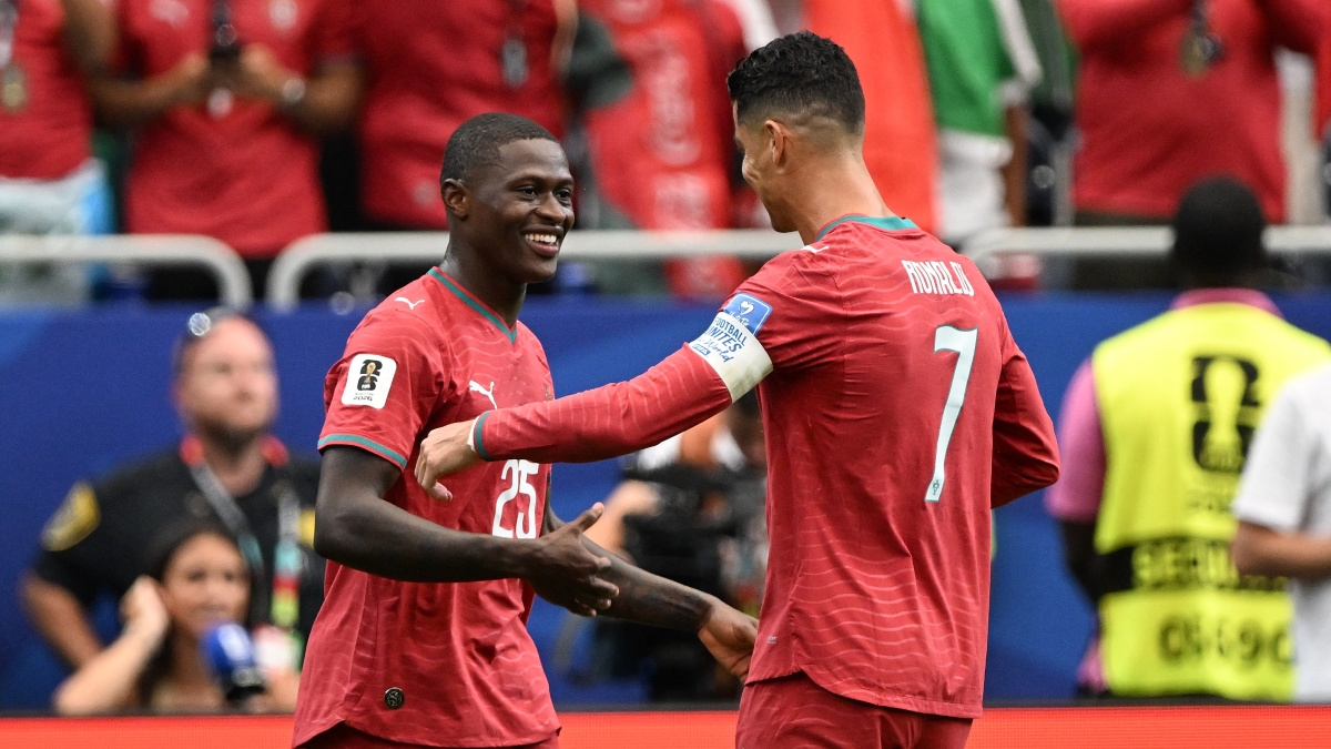 Ronaldo có khuất phục được Colombia?