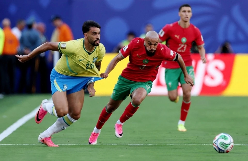 Chiến thuật ‘đá ra biên’ cực dị của Morocco