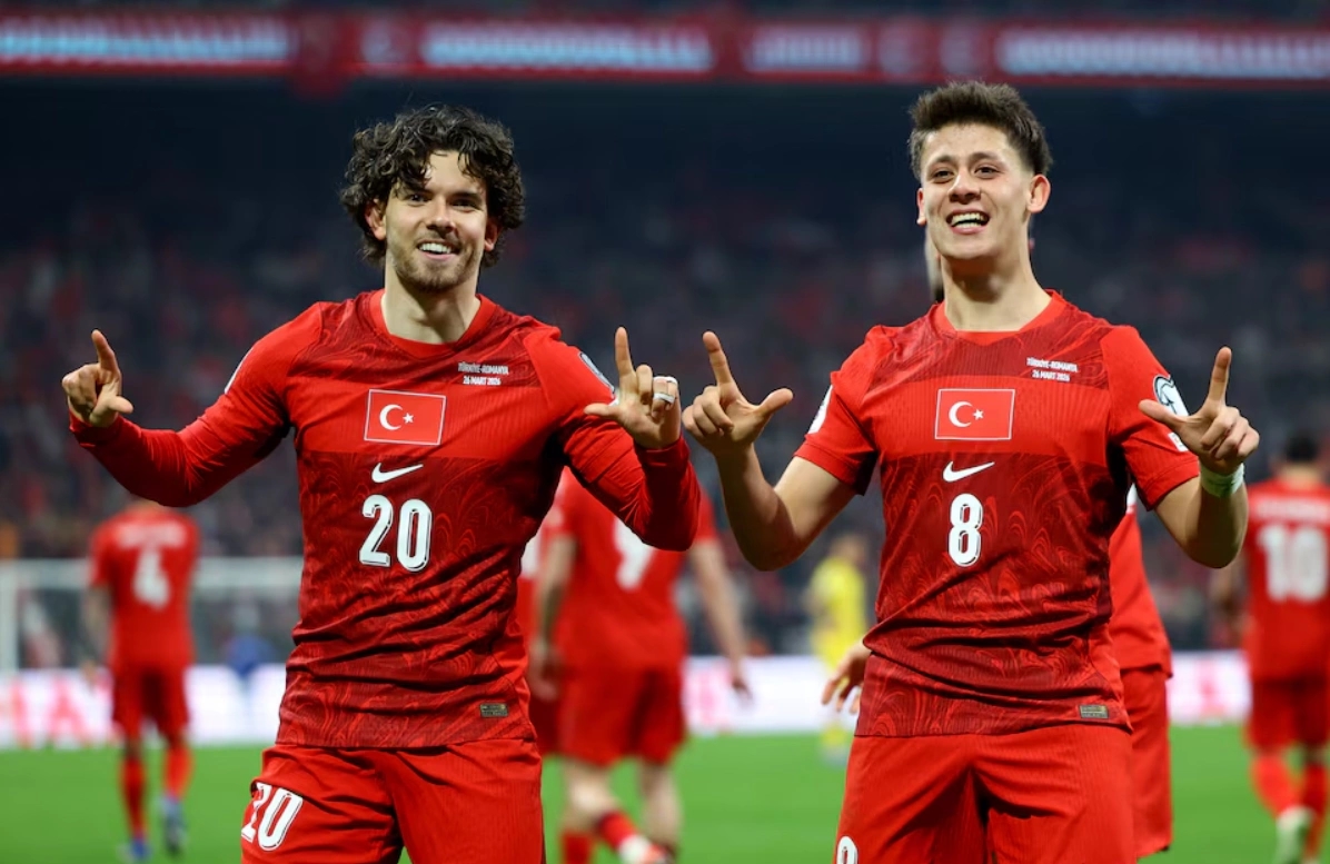 Thổ Nhĩ Kỳ vs Paraguay: Một đội sẽ sống tiếp, một đội gần như hết hy vọng