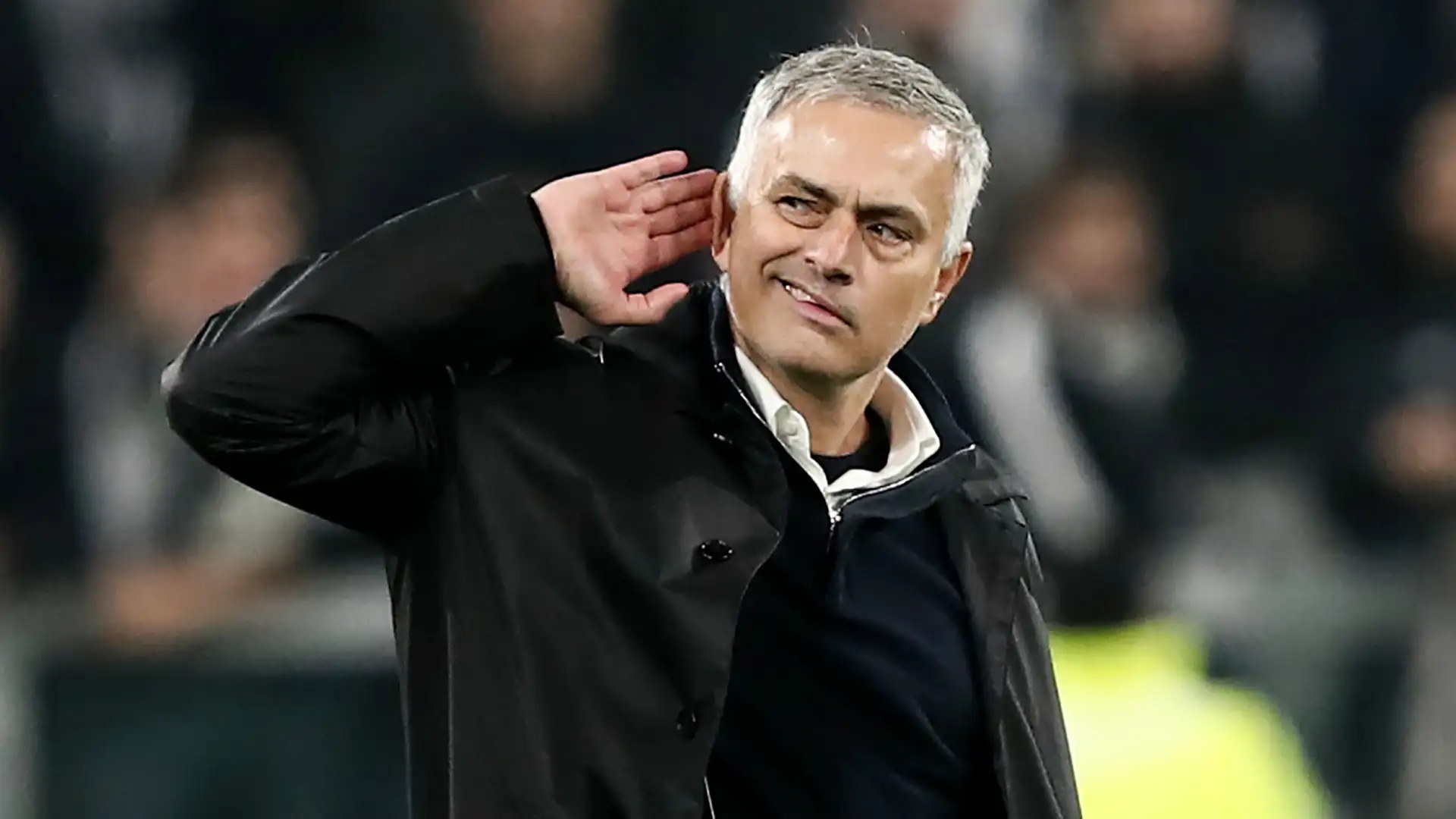 Mourinho và nghệ thuật làm người ta ghét mình nhưng vẫn phải ngưỡng mộ 2 Mourinho và nghệ thuật làm người ta ghét mình nhưng vẫn phải ngưỡng mộ