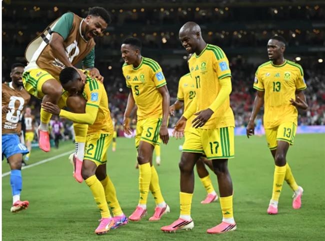 Nam Phi vs Canada: Hai chú ngựa ô và cuộc hẹn sau gần 20 năm