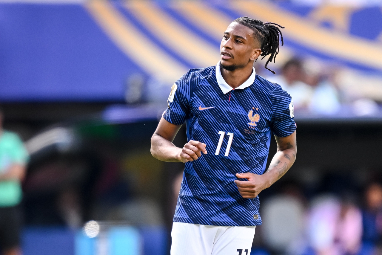 Olise cũng có kỷ lục như Mbappe 2 Olise cũng có kỷ lục như Mbappe
