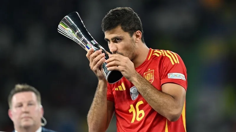 Rodri là ai?
