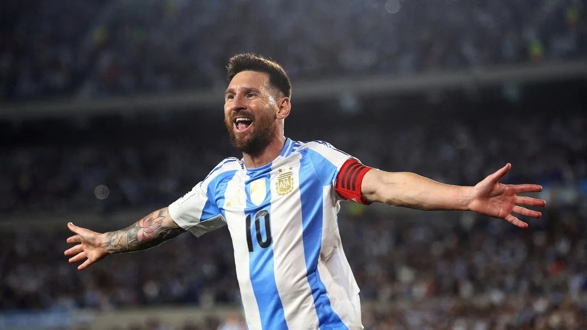 Ronaldo bị Messi và Mbappe bỏ xa ở cuộc đua World Cup