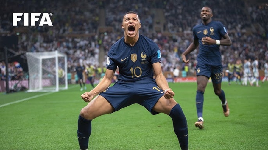 Ai sẽ kế vị Messi và Ronaldo khi họ rời sân khấu? 2 Ai sẽ kế vị Messi và Ronaldo khi họ rời sân khấu?