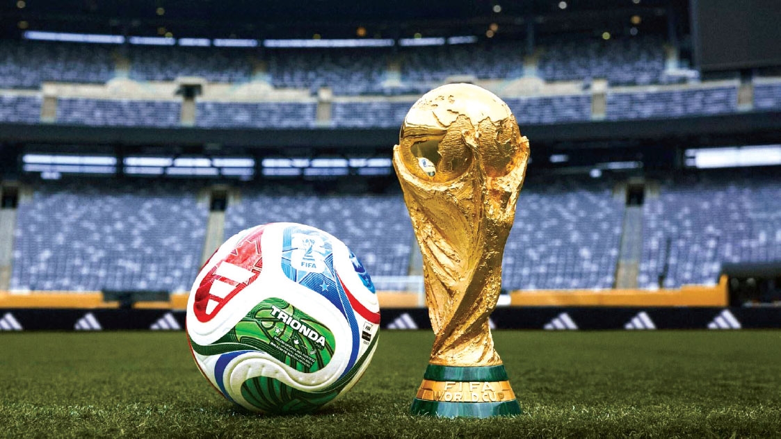 World Cup và những người phải làm việc khi cả thế giới đang xem bóng đá