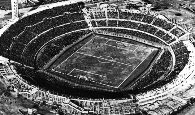 World Cup đầu tiên trong lịch sử diễn ra như thế nào?