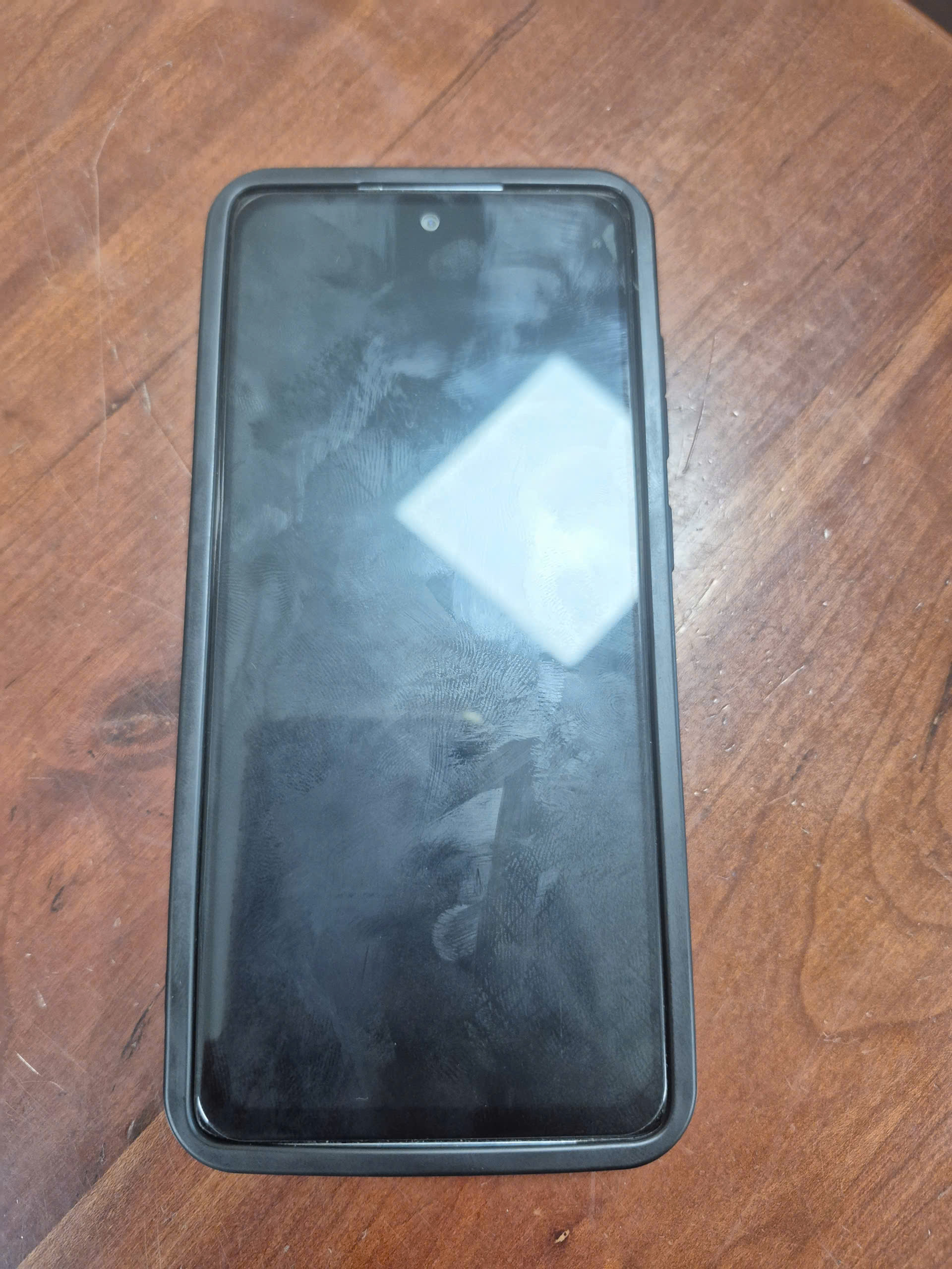 Sau 3 năm xài Galaxy S20 FE, tôi bực mình điều gì nhất?